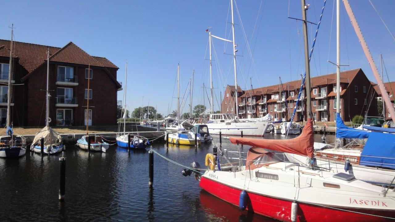 Fewo-Fuer-2-Pers-Hafenblick-2-Ueckermuende-Stettiner-Haff-Ostsee-Direkt-Yachthafen Apartment Exterior photo